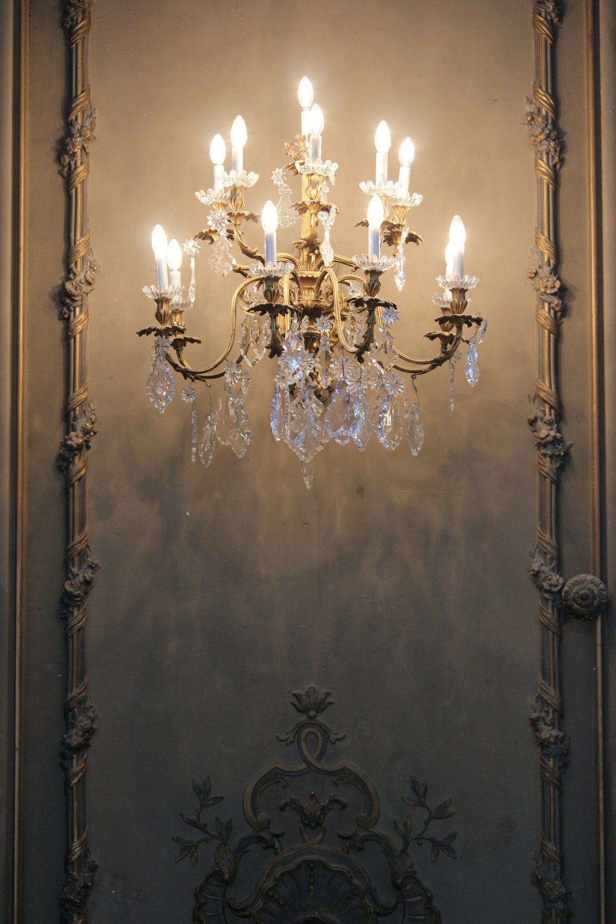 Rénover l'éclairage d'un appartement ancien à Nice sans tout casser